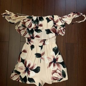 American Eagle Floral Romper